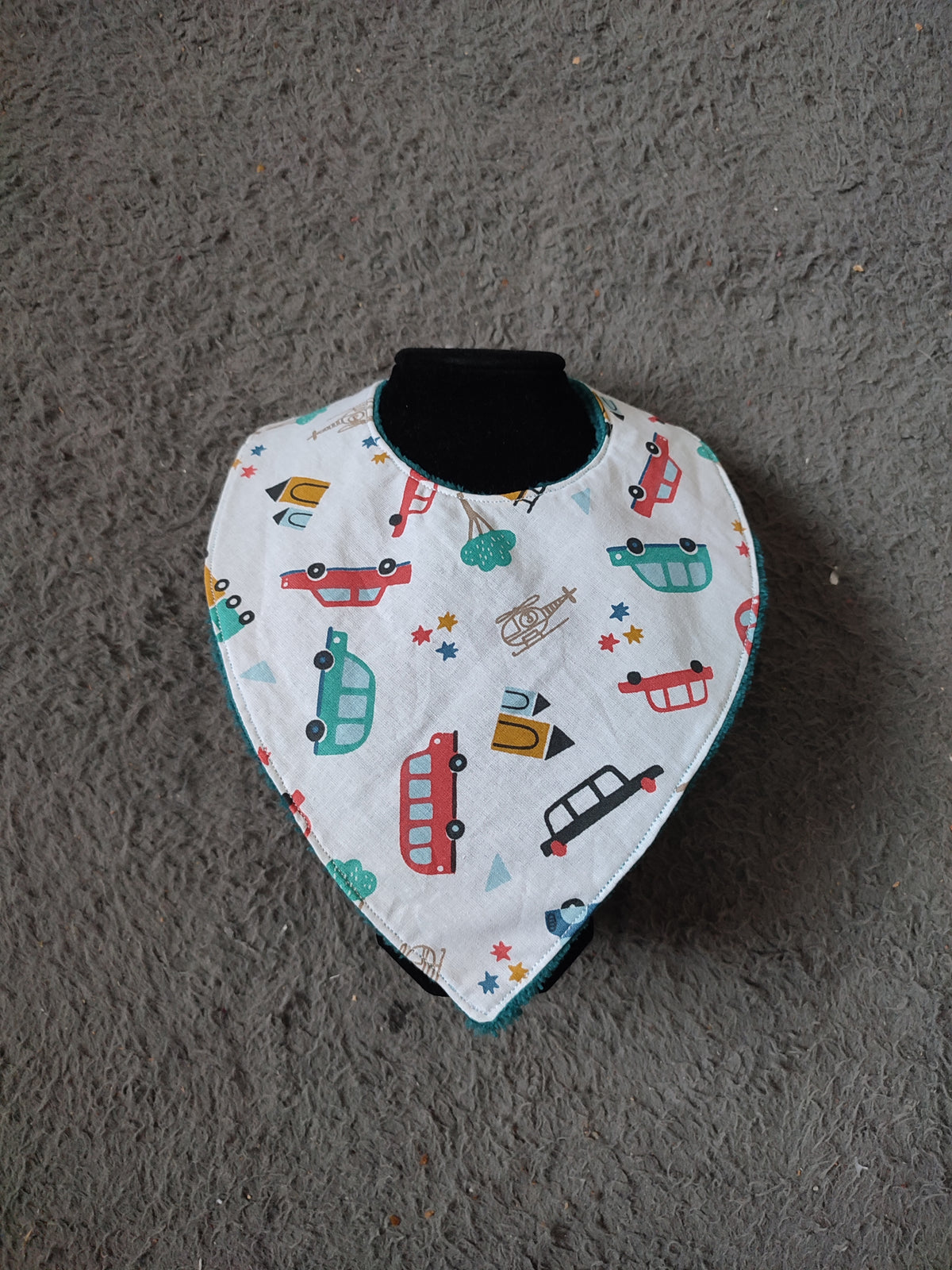 Bavoir bandanna pour bébé