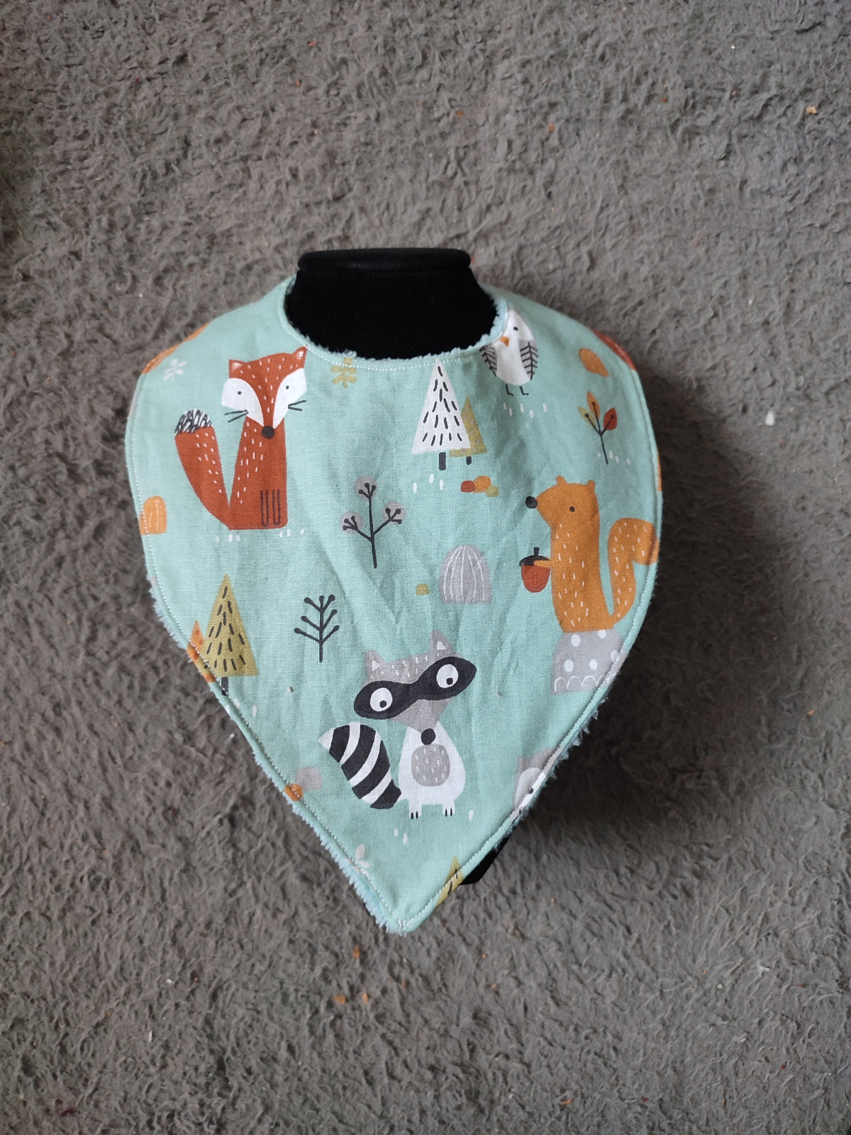 Bavoir bandanna pour bébé