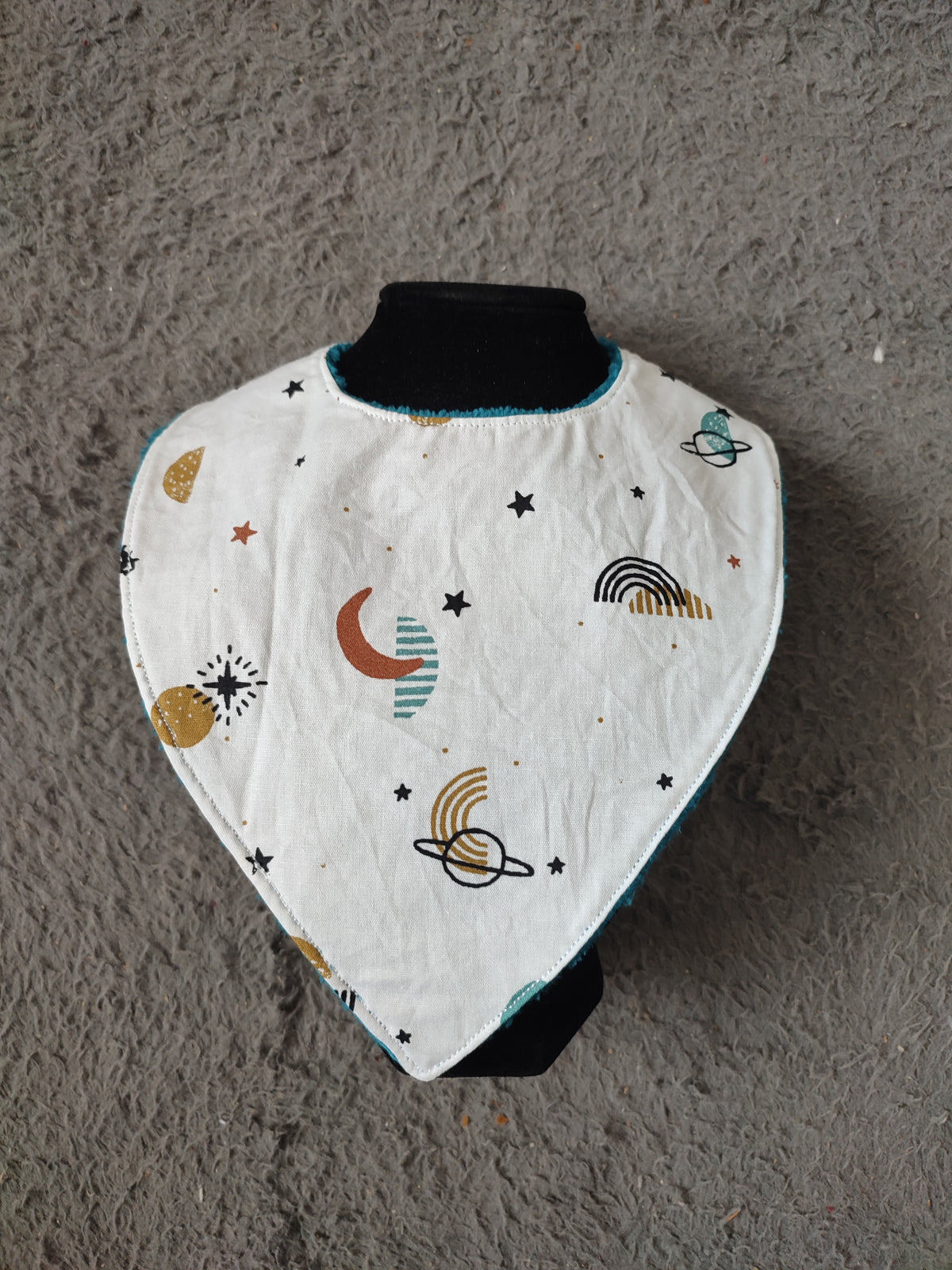 Bavoir bandanna pour bébé
