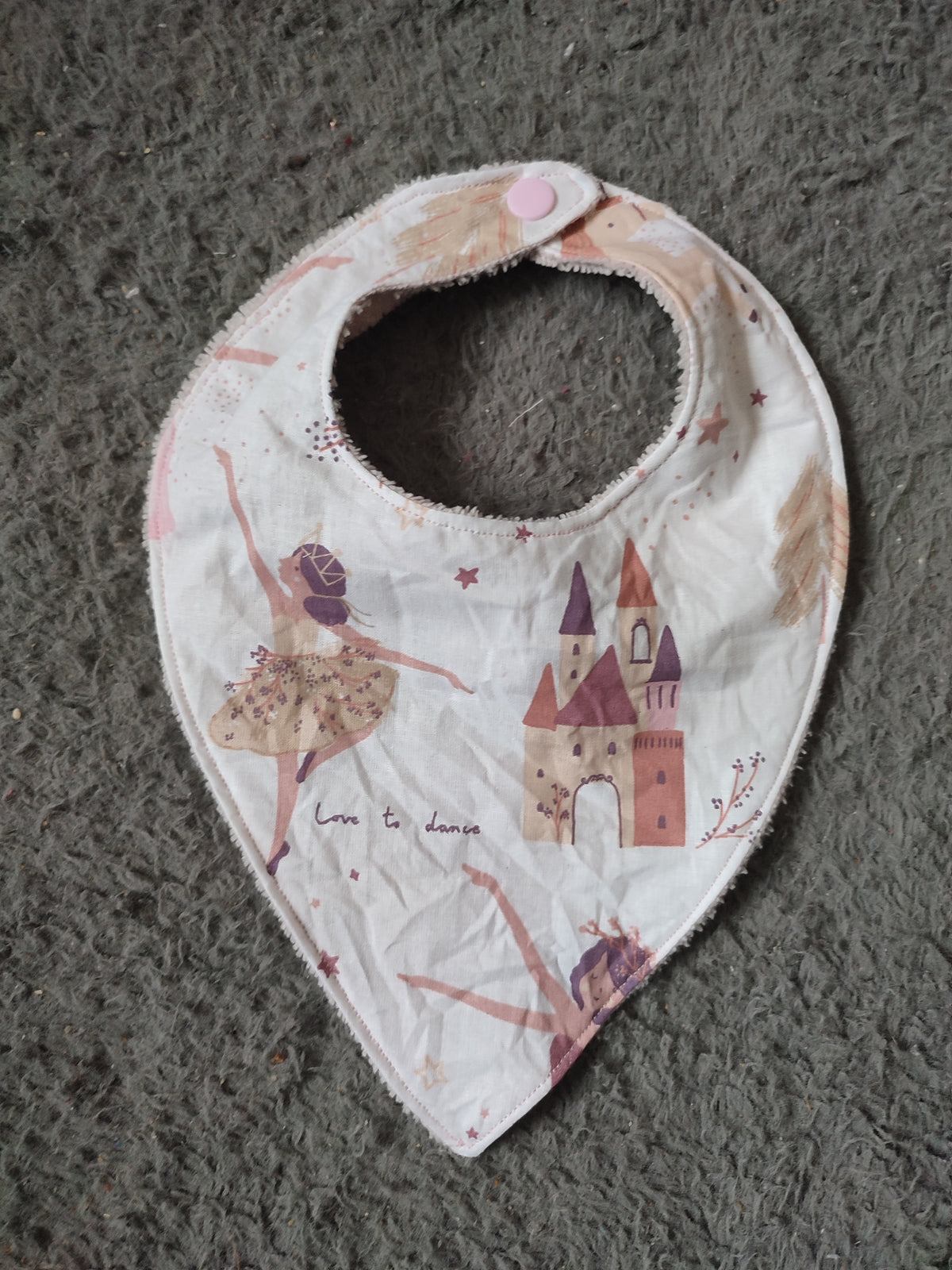 Bavoir bandanna pour bébé