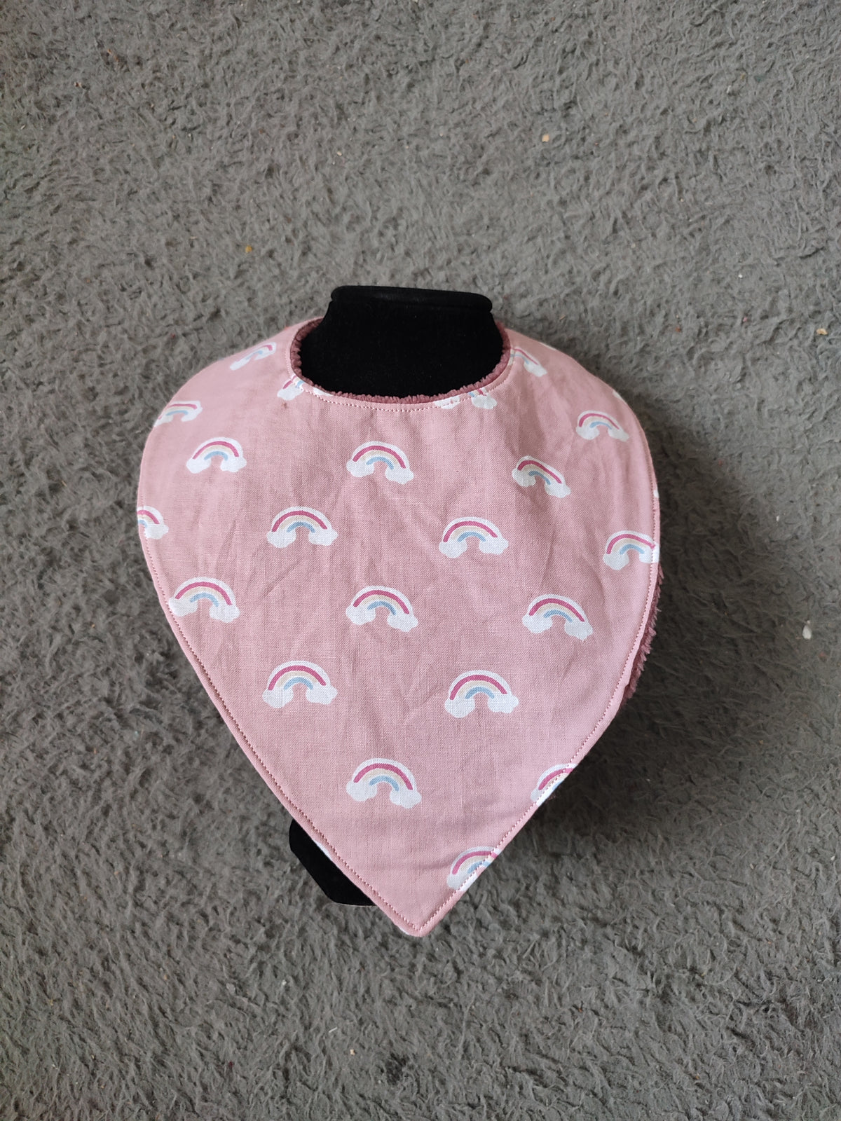 Bavoir bandanna pour bébé