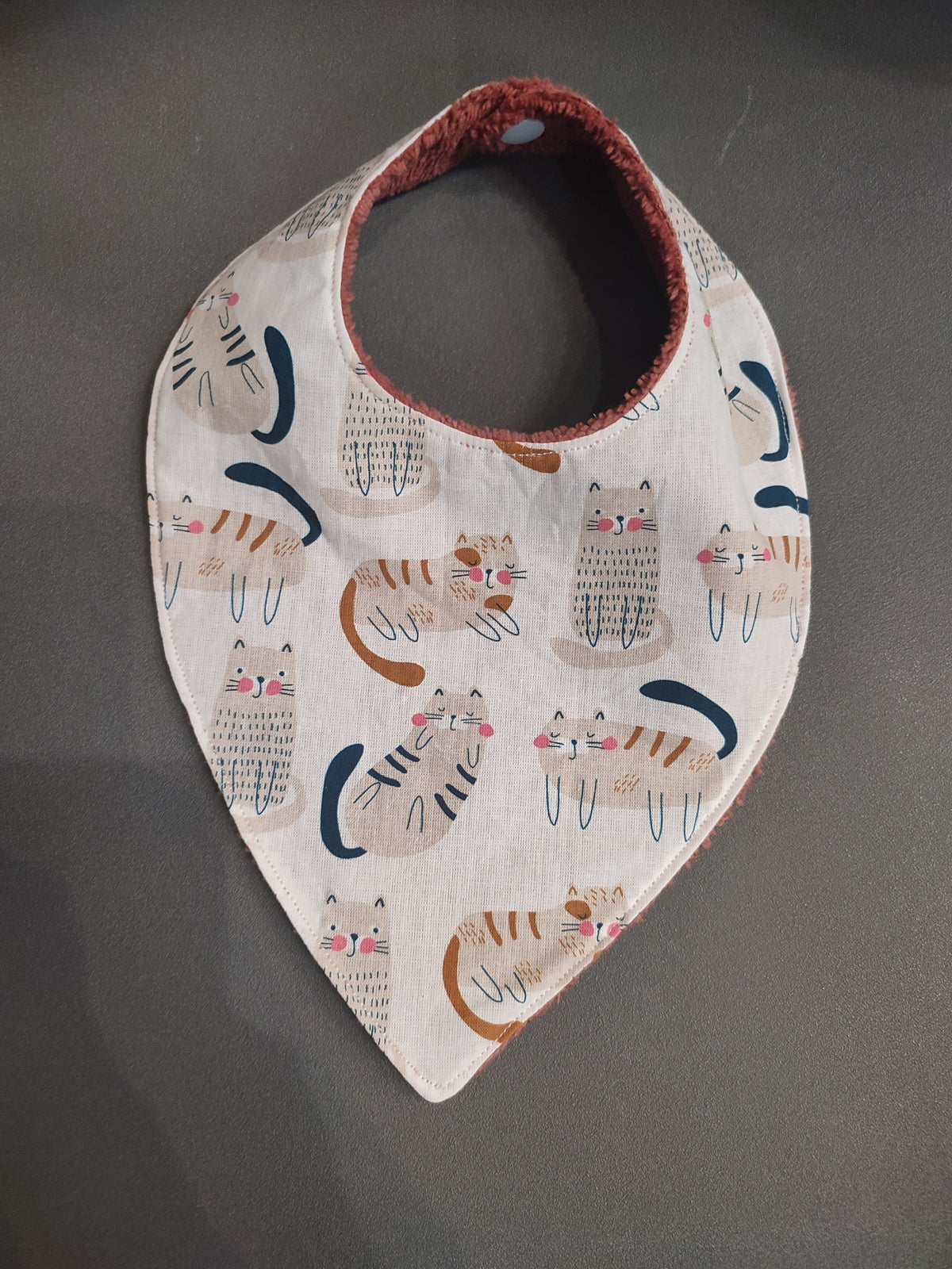 Bavoir bandanna pour bébé